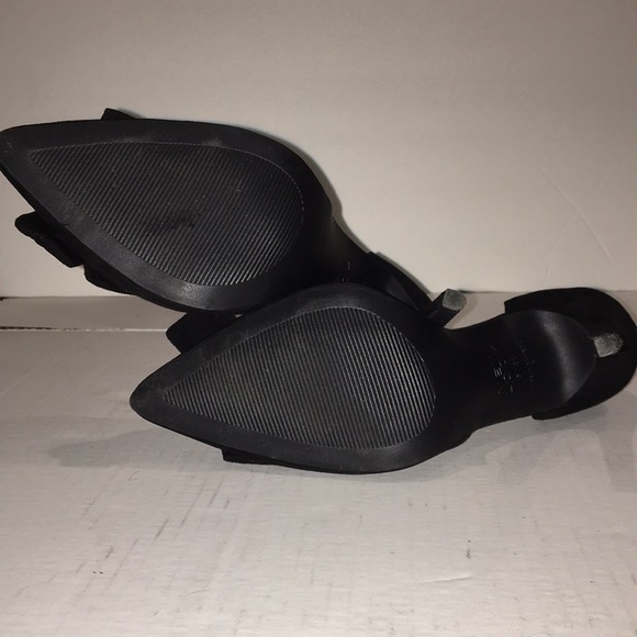 Bow Front D’Orsay Heels. Sz 8. Black. Like New - Picture 6 of 6